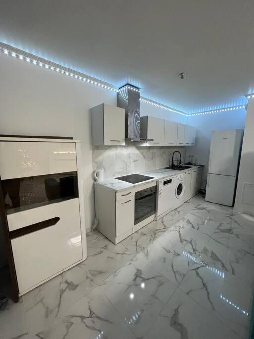 Appartement Luxueux 70M2, 2 Chambres Argenteuil Exterior photo